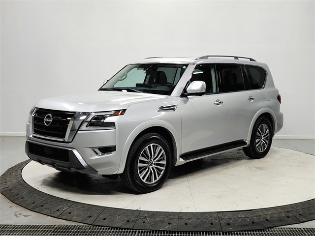 Used 2023 Nissan Armada SL w/ Captain's Chairs Package image 3