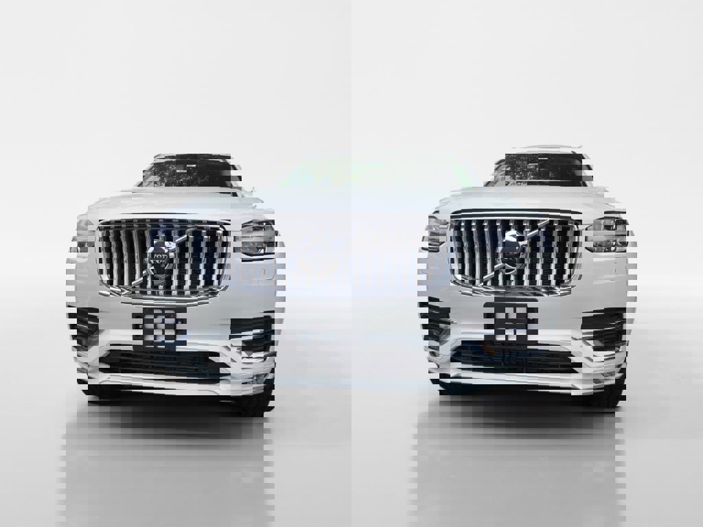 New 2025 Volvo XC90 B6 Plus w/ Protection Package Premier image 3
