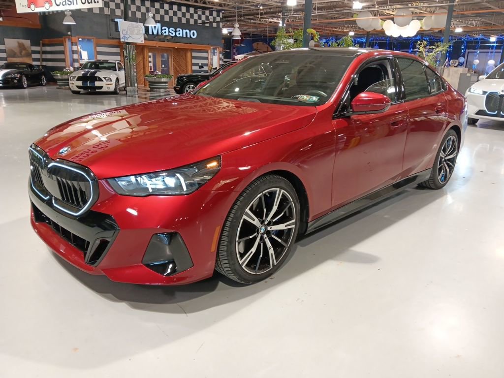 Used 2024 BMW 540i xDrive w/ Executive Package image 1