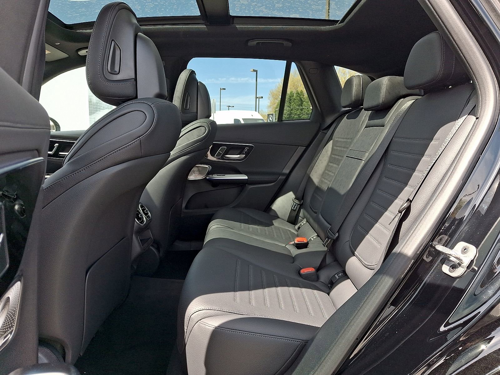 New 2026 Mercedes-Benz GLC 300 4MATIC image 6