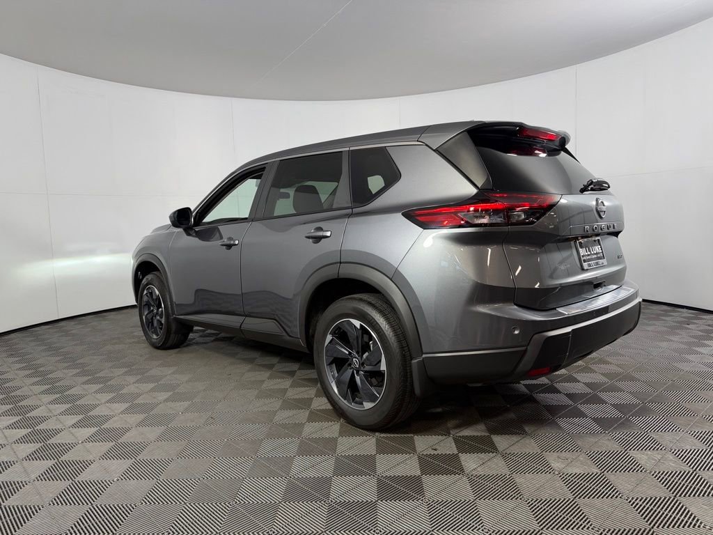 Used 2026 Nissan Rogue SV w/ Cold Weather Package image 9