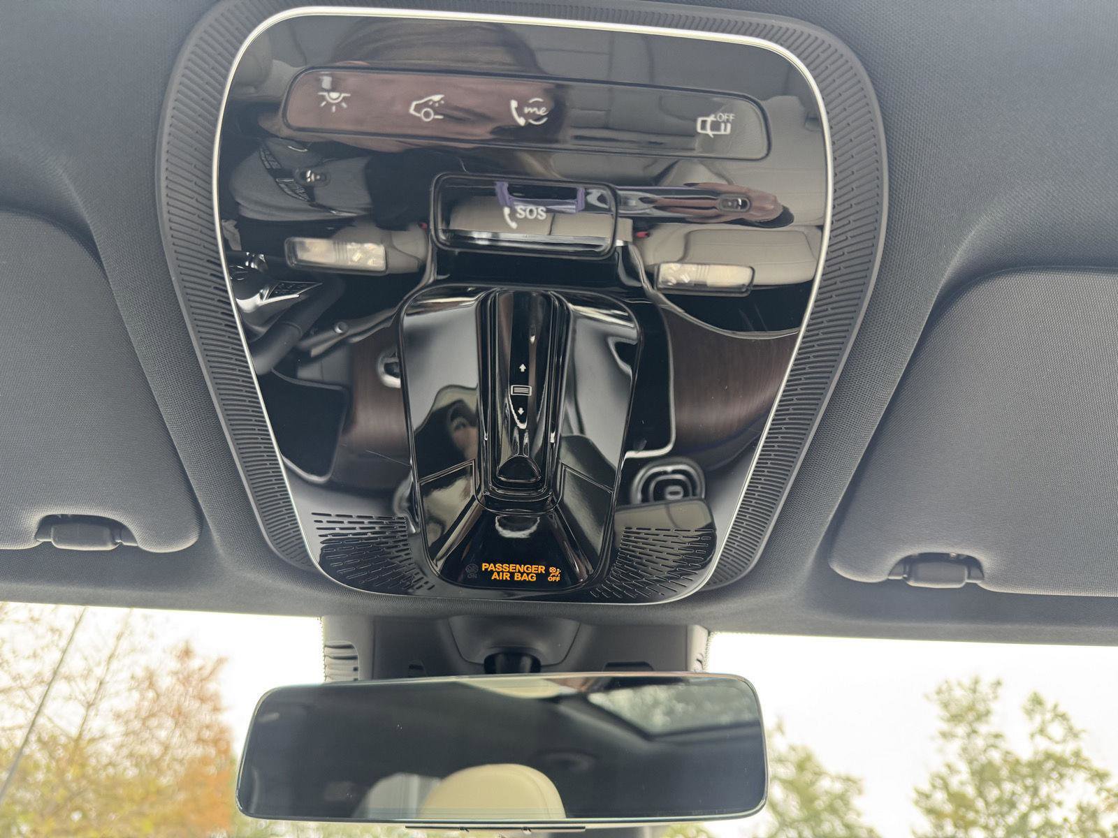 Certified 2025 Mercedes-Benz GLC 300 image 13