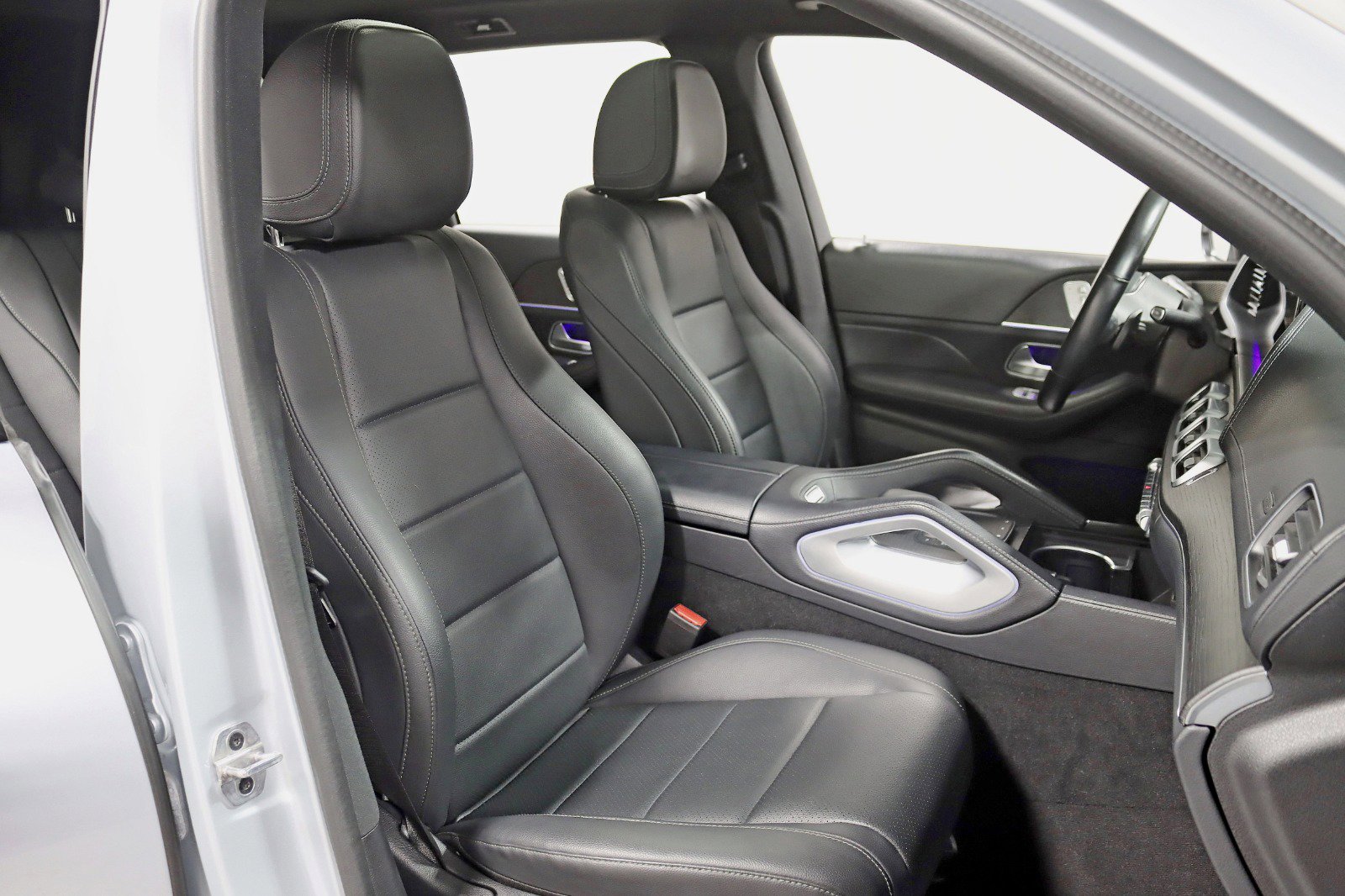 Used 2022 Mercedes-Benz GLS 450 4MATIC w/ AMG Line Exterior image 33