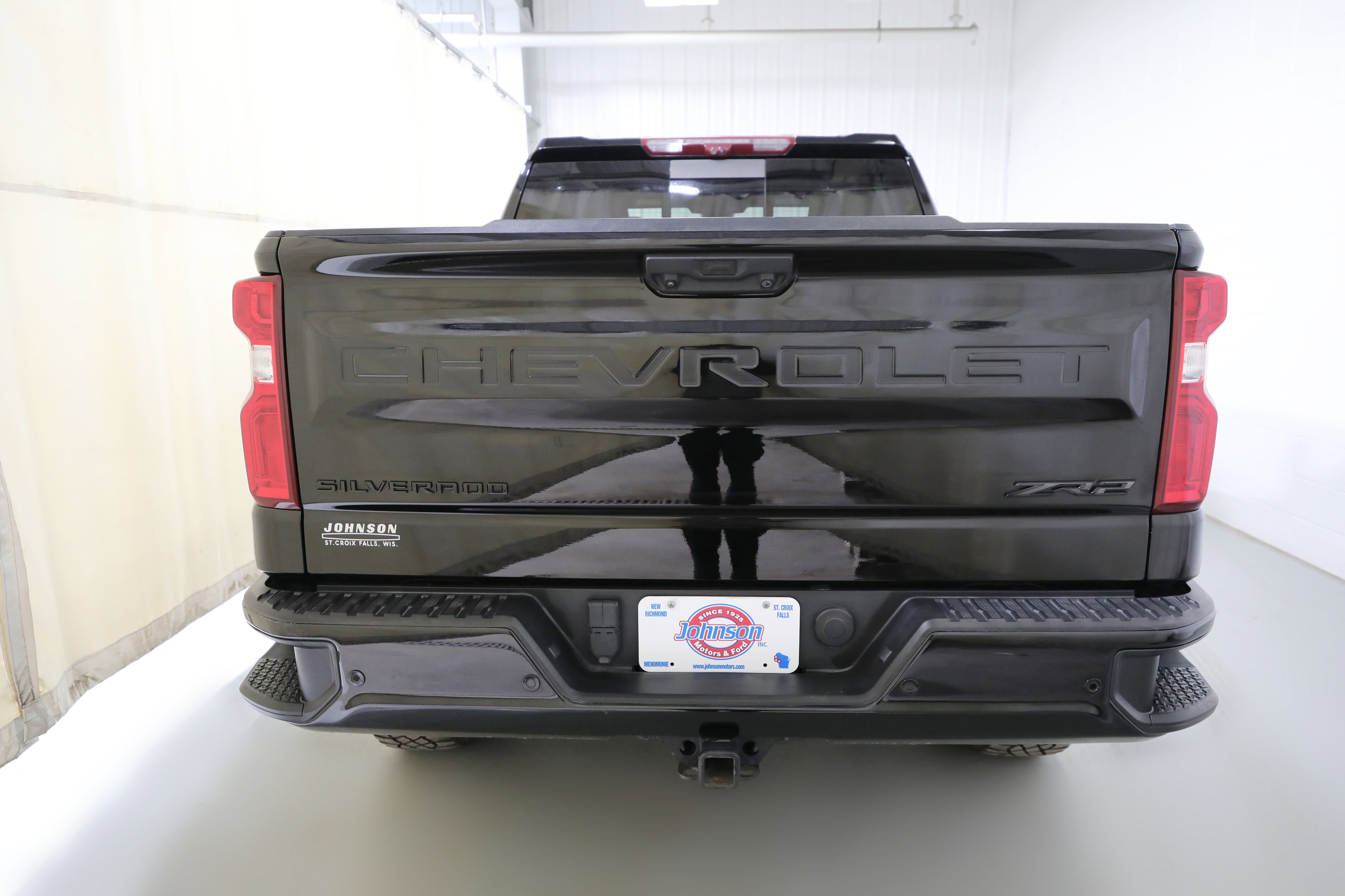 Used 2024 Chevrolet Silverado 1500 ZR2 w/ Technology Package image 20