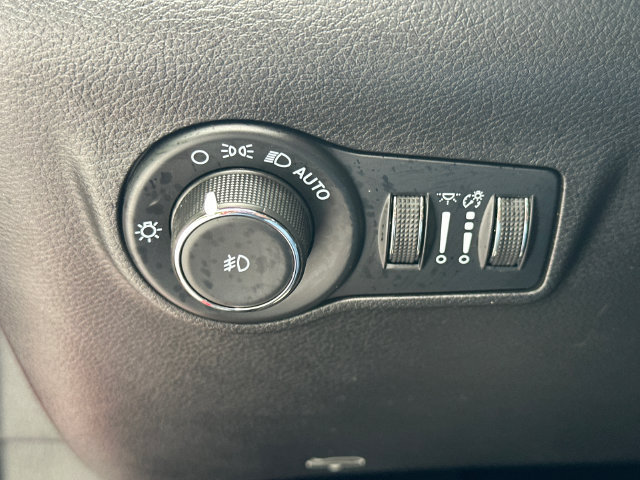 Used 2022 Jeep Compass Limited AWD/4WD image 23
