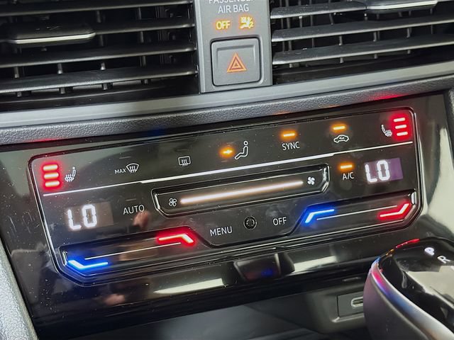 New 2026 Volkswagen Jetta SE FWD image 21
