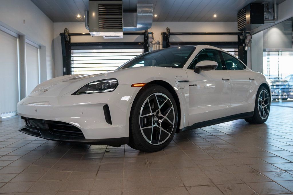 New 2025 Porsche Taycan
