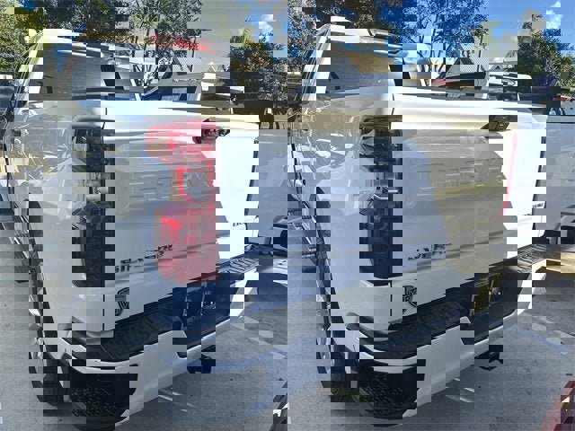 New 2025 Chevrolet Silverado 1500 Custom image 21