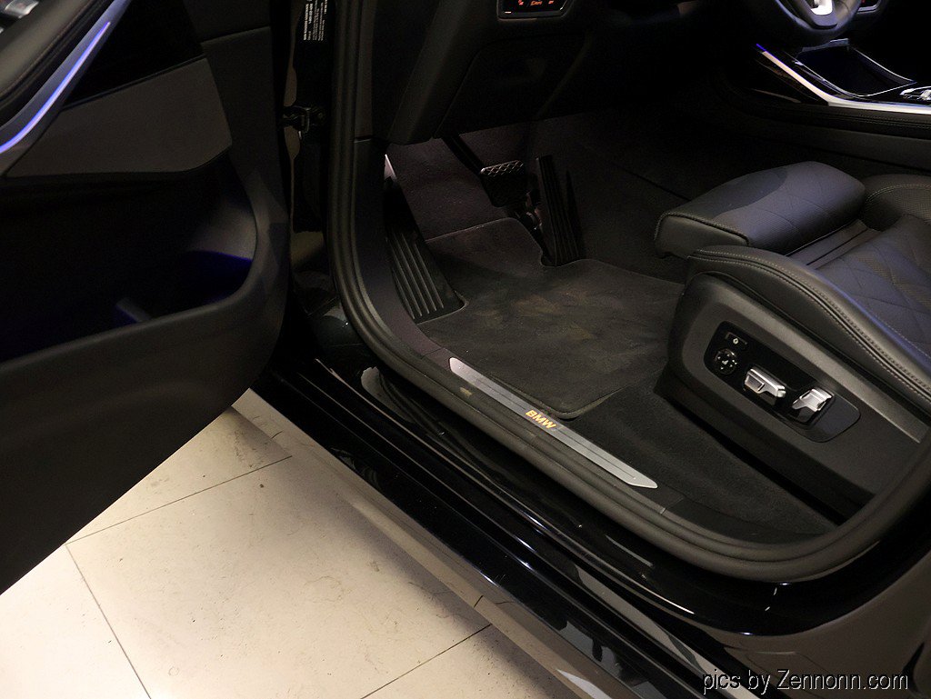 Certified 2025 BMW X7 xDrive40i AWD/4WD image 30