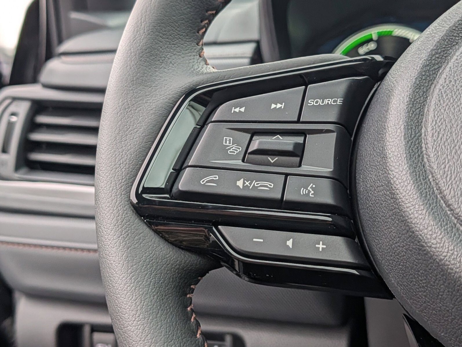 New 2026 Subaru Forester Touring AWD/4WD image 38