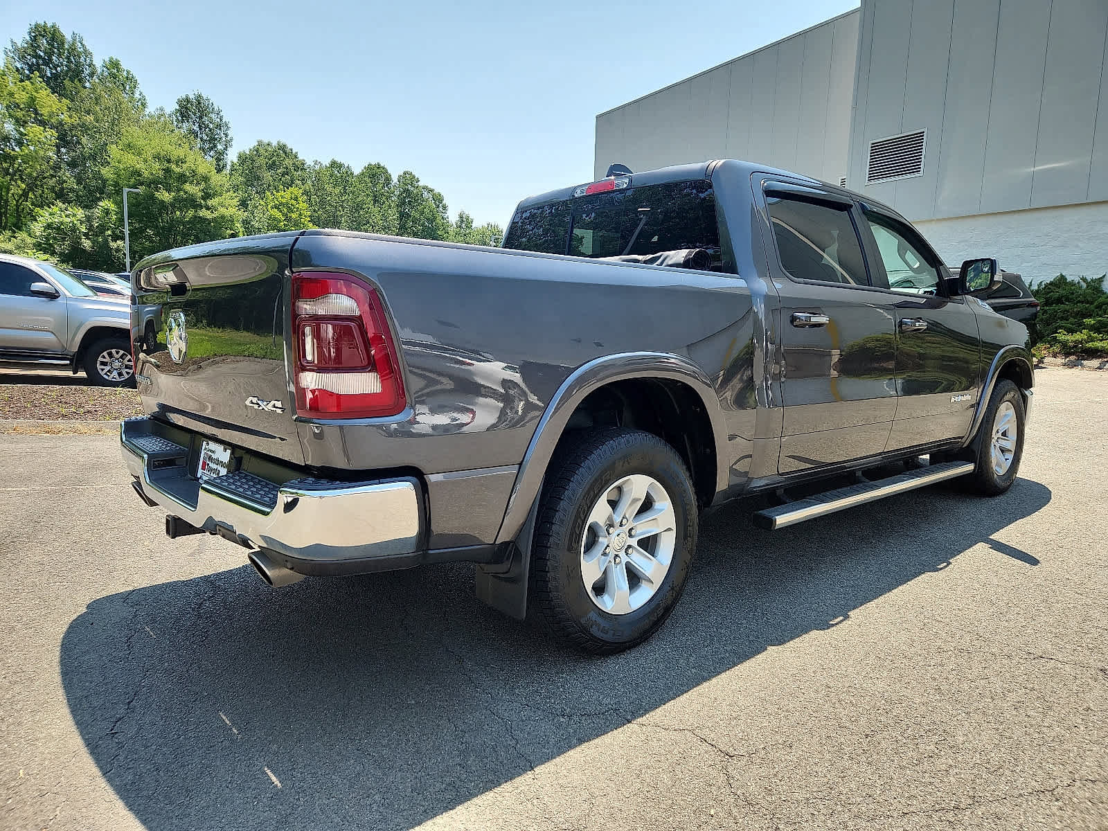 Used 2022 RAM 1500 Laramie image 5