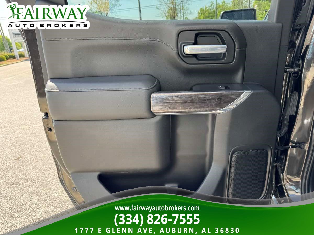 Used 2021 Chevrolet Silverado 1500 LTZ w/ LTZ Convenience Package II AWD/4WD image 28