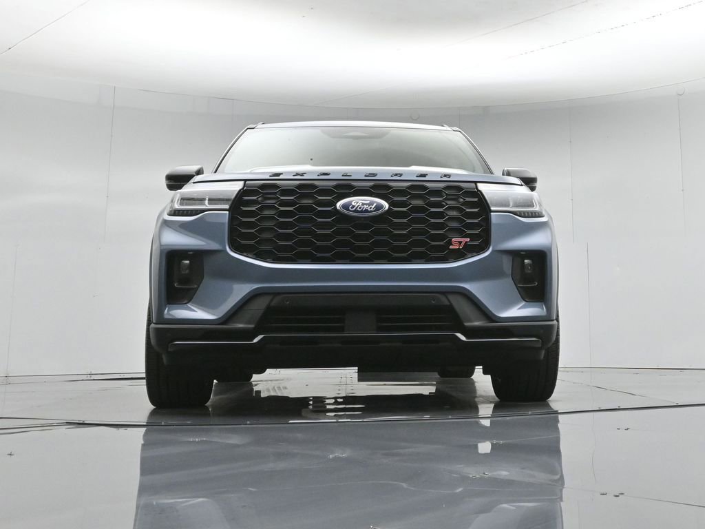 Used 2025 Ford Explorer ST image 48