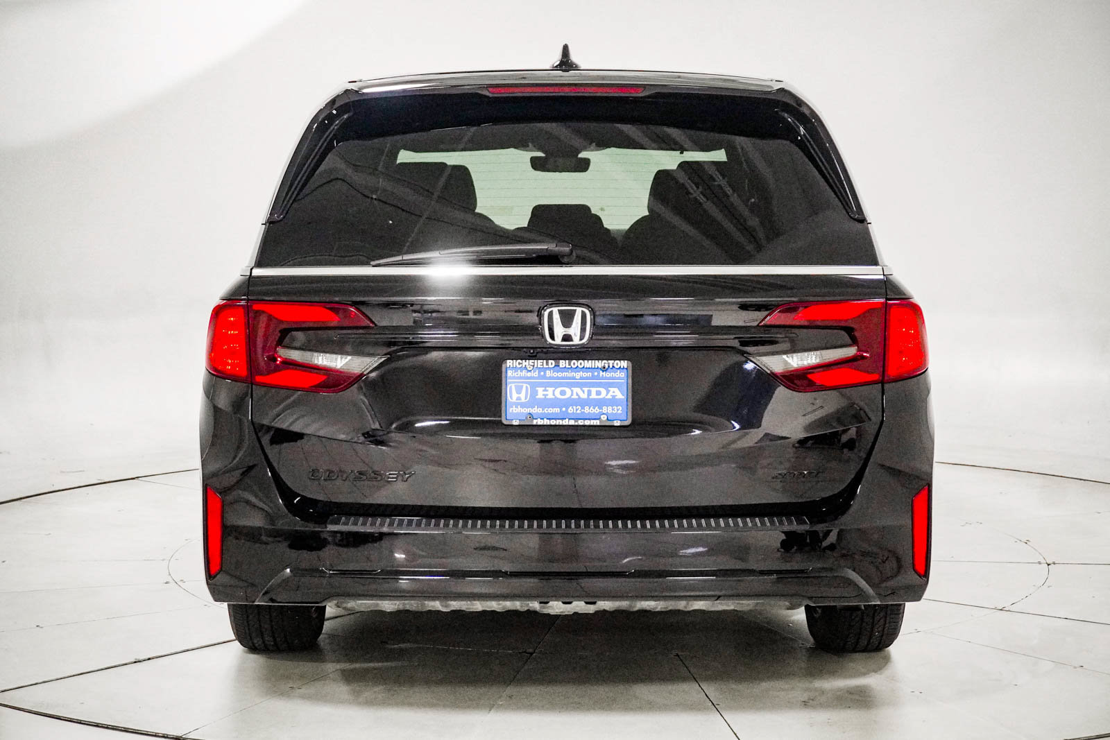 Used 2026 Honda Odyssey Sport-L image 7