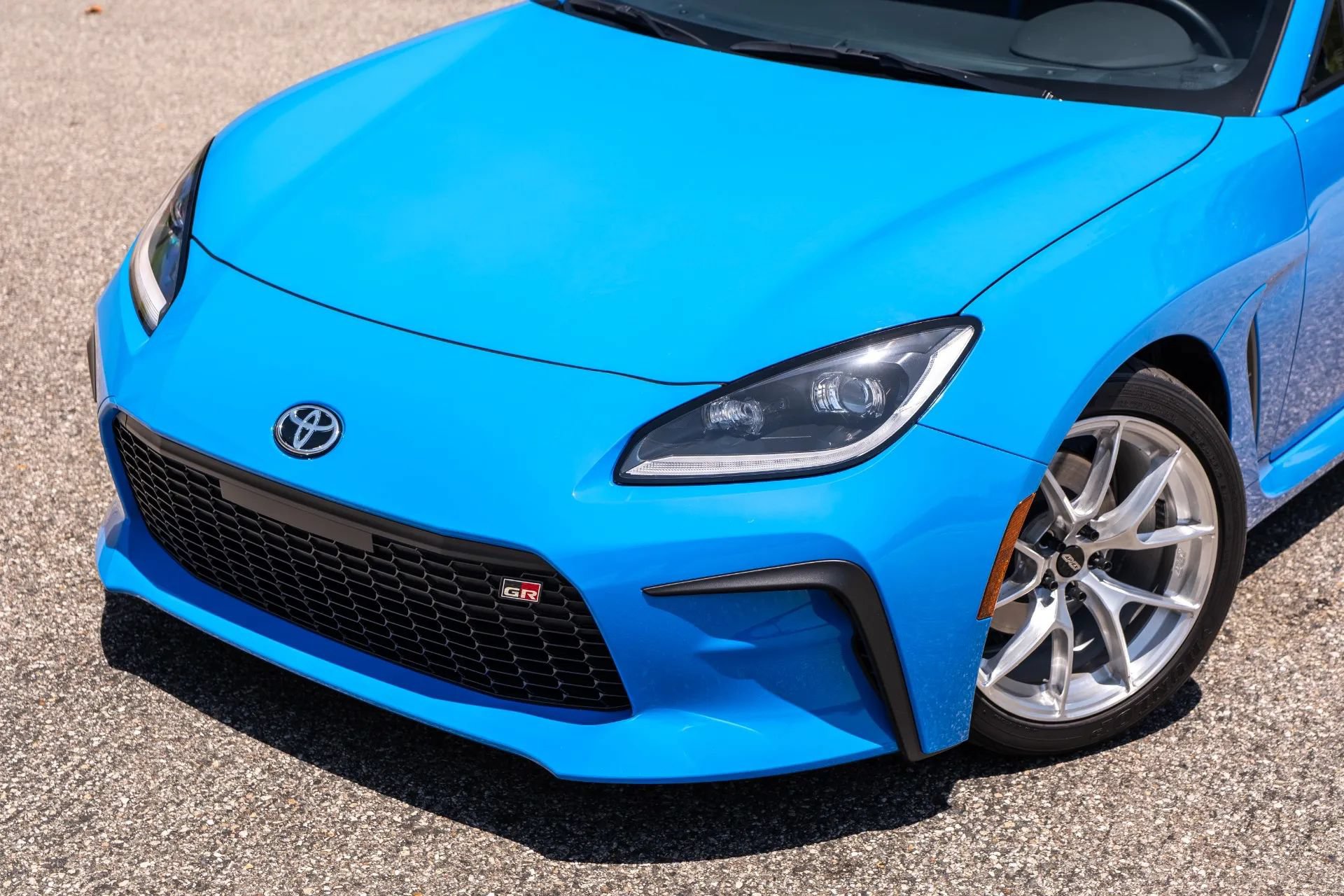 Used 2024 Toyota GR86 RWD image 11