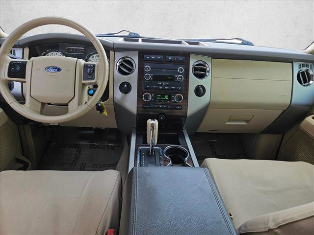 Used 2014 Ford Expedition XLT w/ Equipment Group 202A AWD/4WD image 21