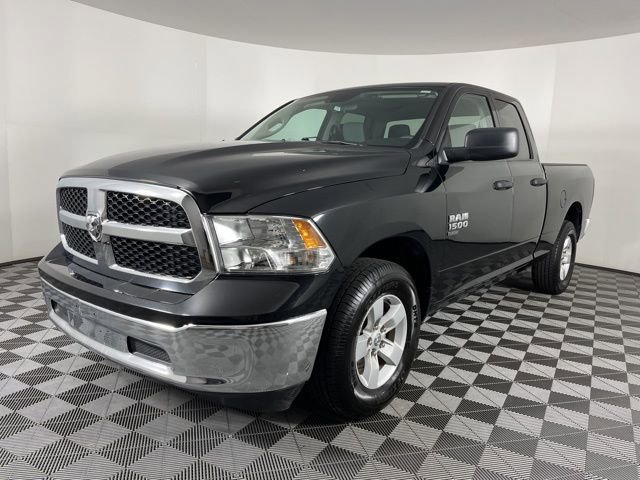 Used 2024 RAM 1500 Classic SLT image 5