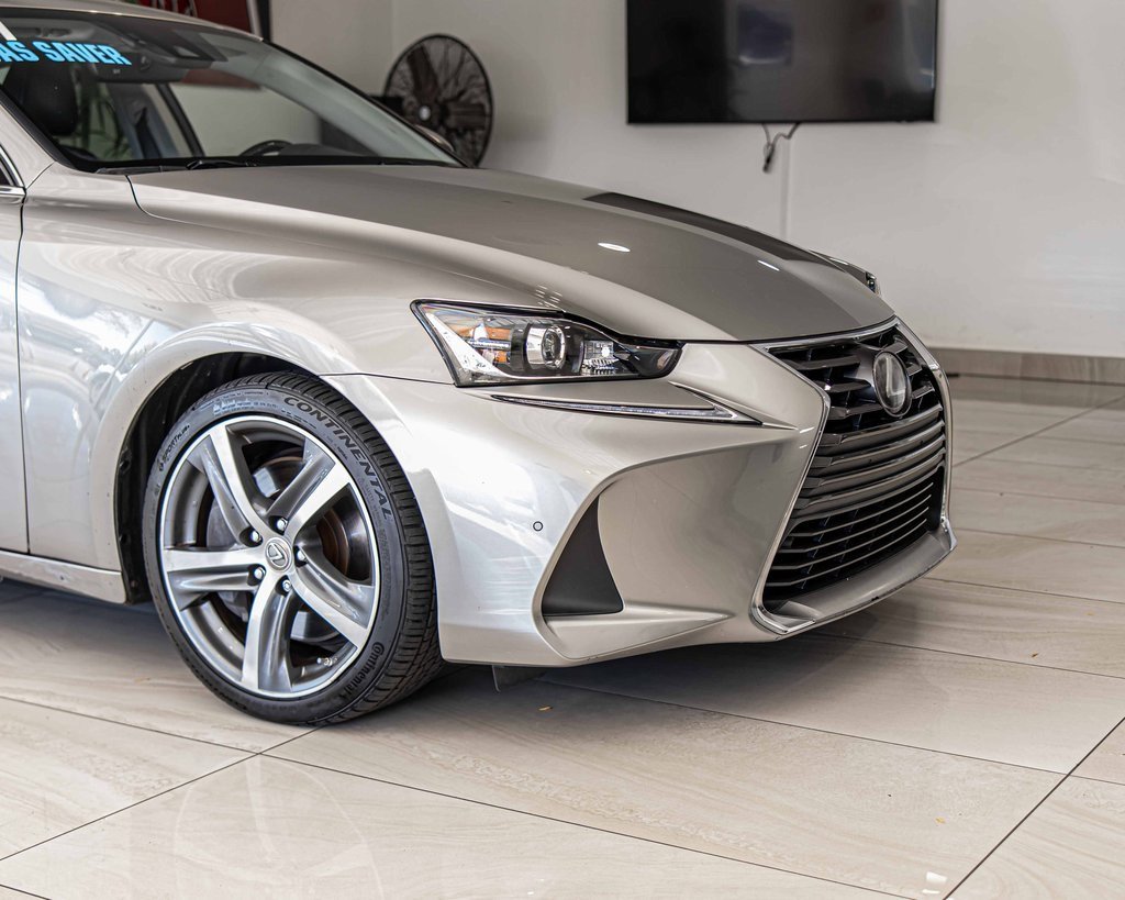 Used 2017 Lexus IS 300 AWD image 3
