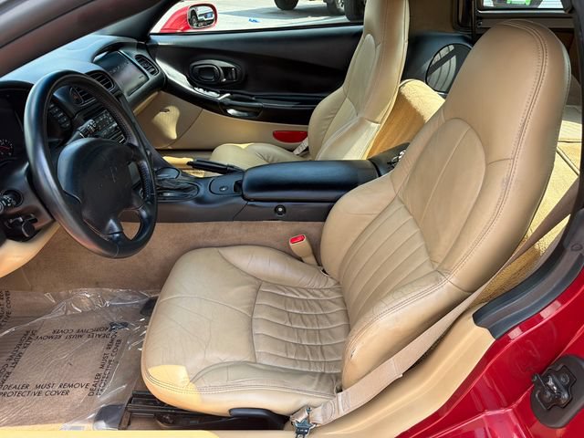Used 1998 Chevrolet Corvette Coupe w/ Memory Pkg RWD image 11