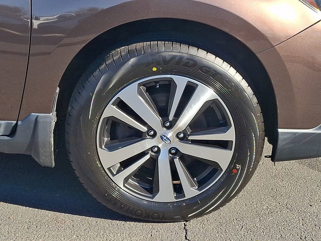 Used 2019 Subaru Outback 3.6R Limited image 8