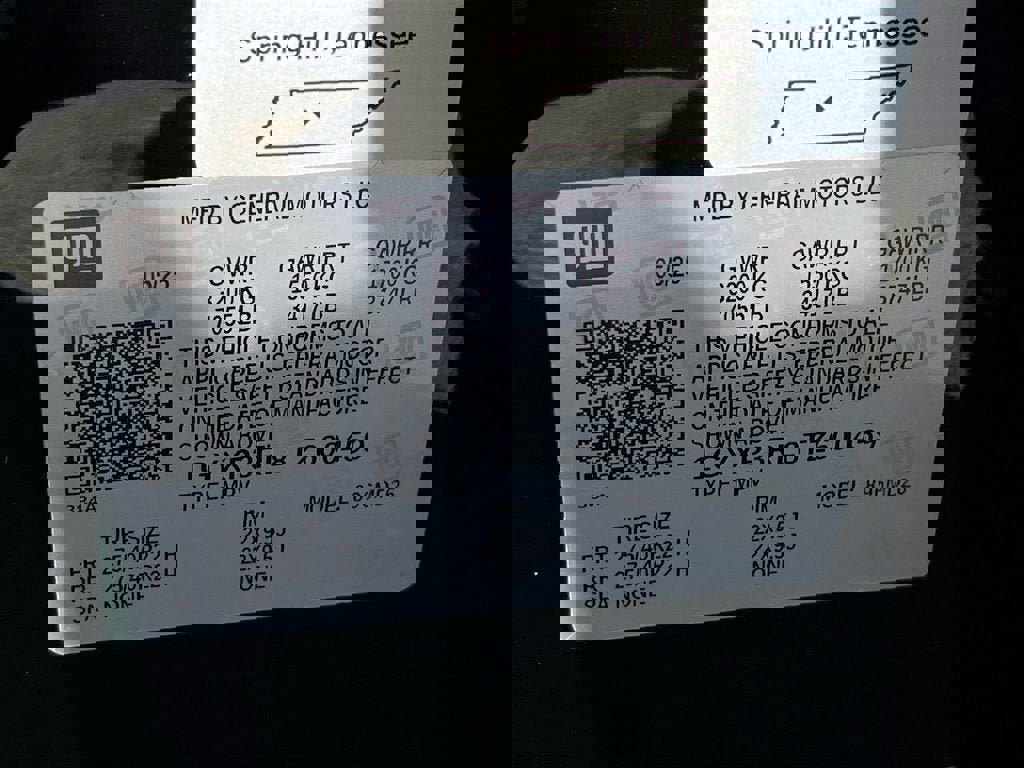 New 2026 Cadillac Lyriq V image 33