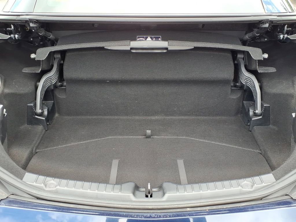 Used 2015 Mercedes-Benz SLK 350 image 16