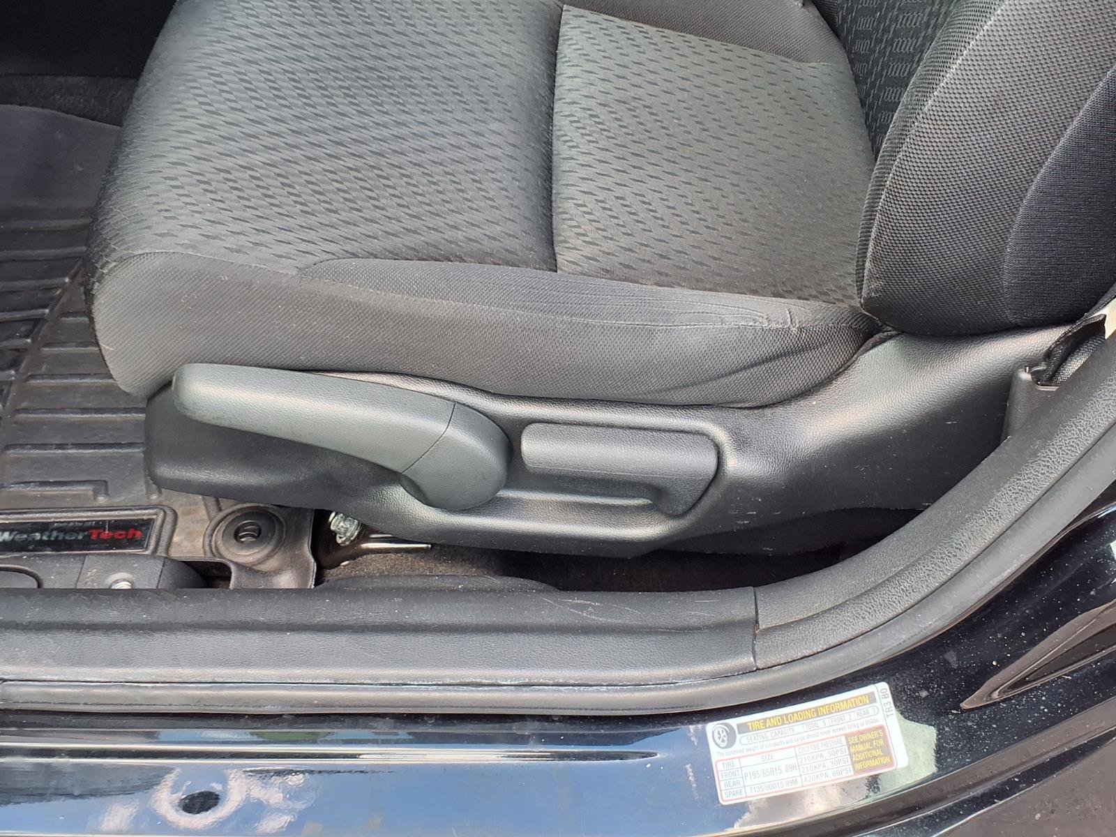 Used 2015 Honda Civic SE image 21