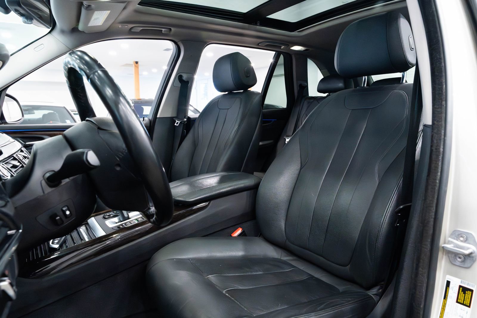 Used 2016 BMW X5 xDrive40e image 18