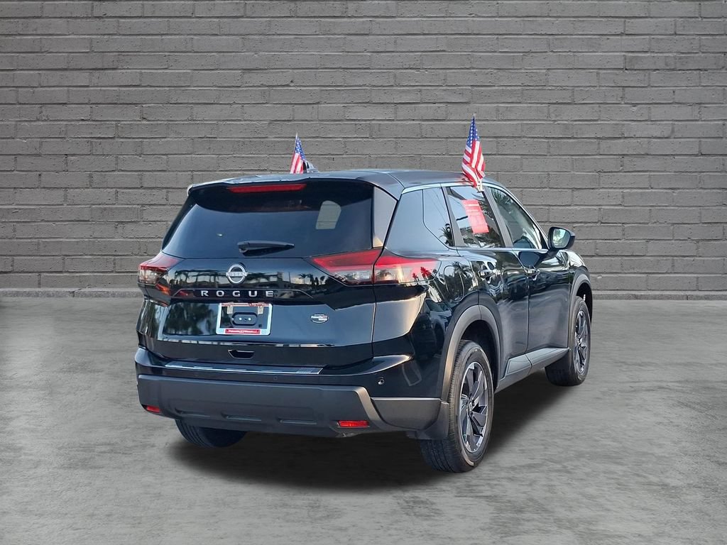 Used 2026 Nissan Rogue SV FWD image 12