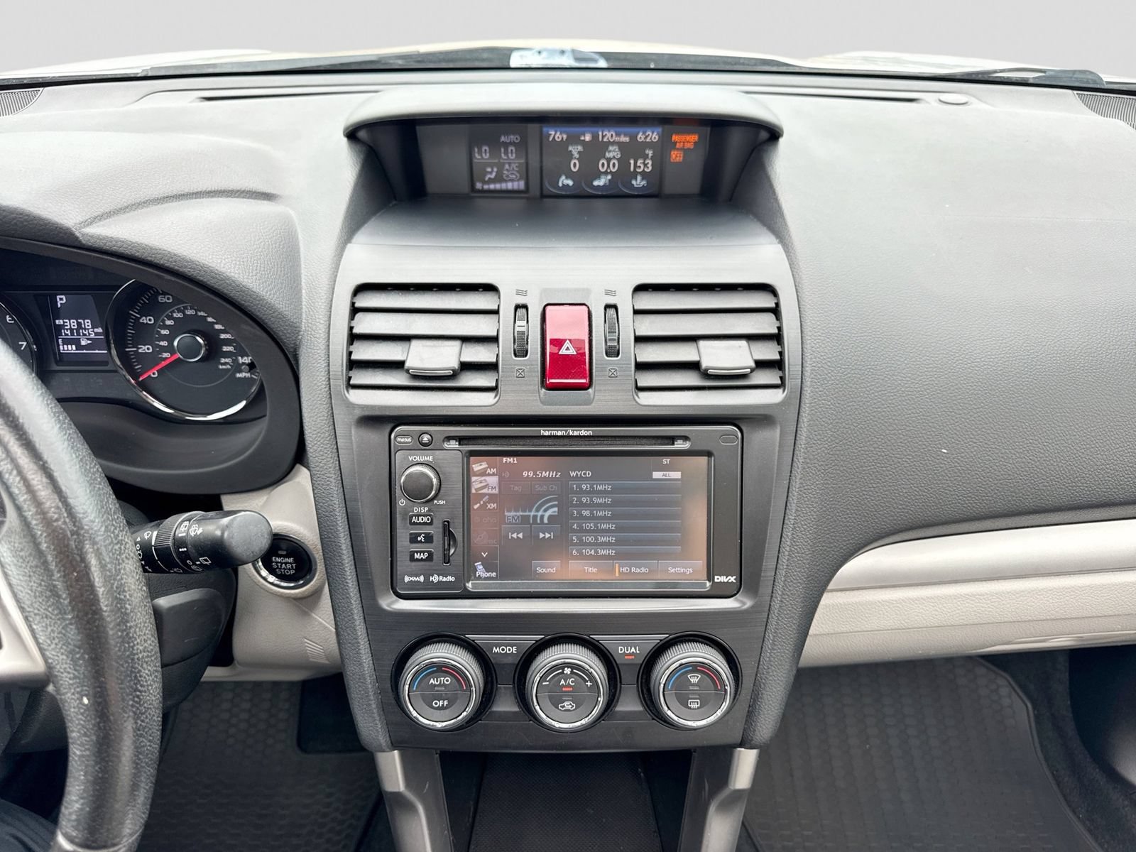 Used 2014 Subaru Forester 2.5i Touring AWD/4WD image 29