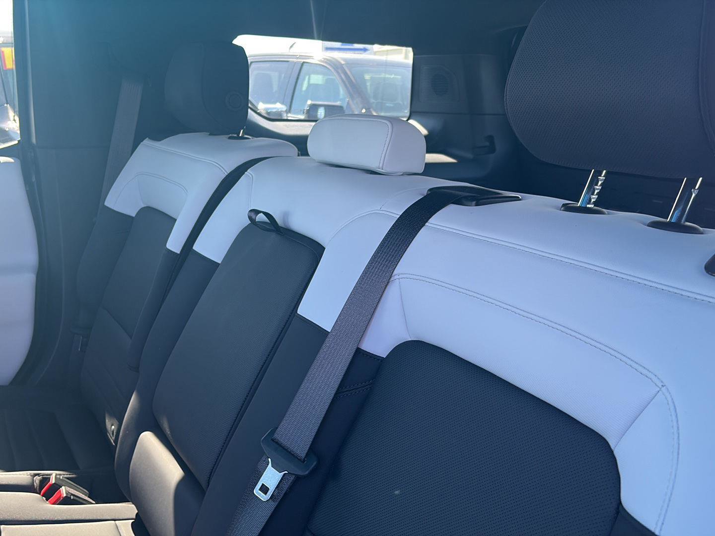 Used 2025 GMC Hummer EV 3X w/ LPO, Dark Essentials Package image 33