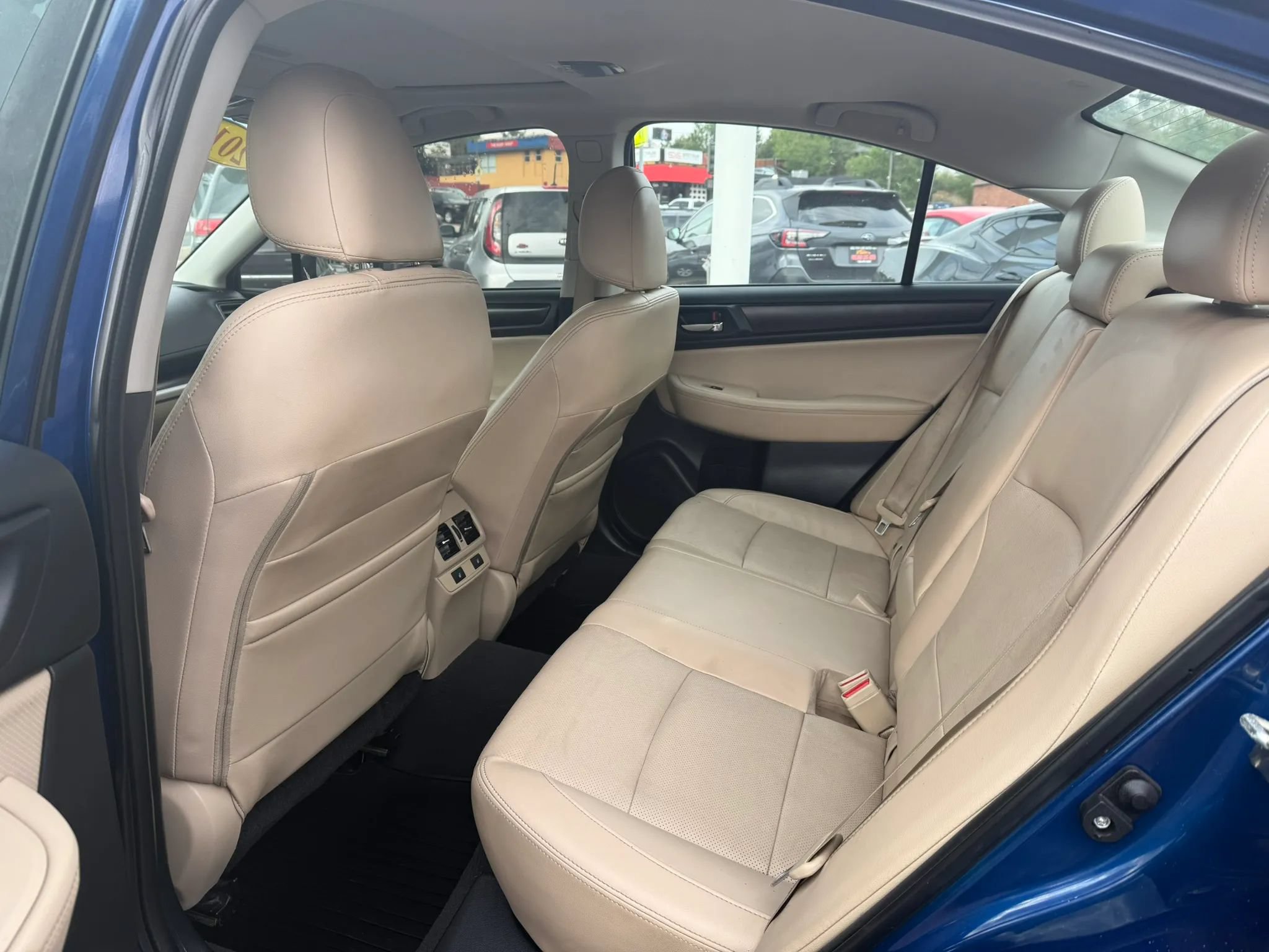 Used 2017 Subaru Legacy 2.5i Limited AWD/4WD image 13