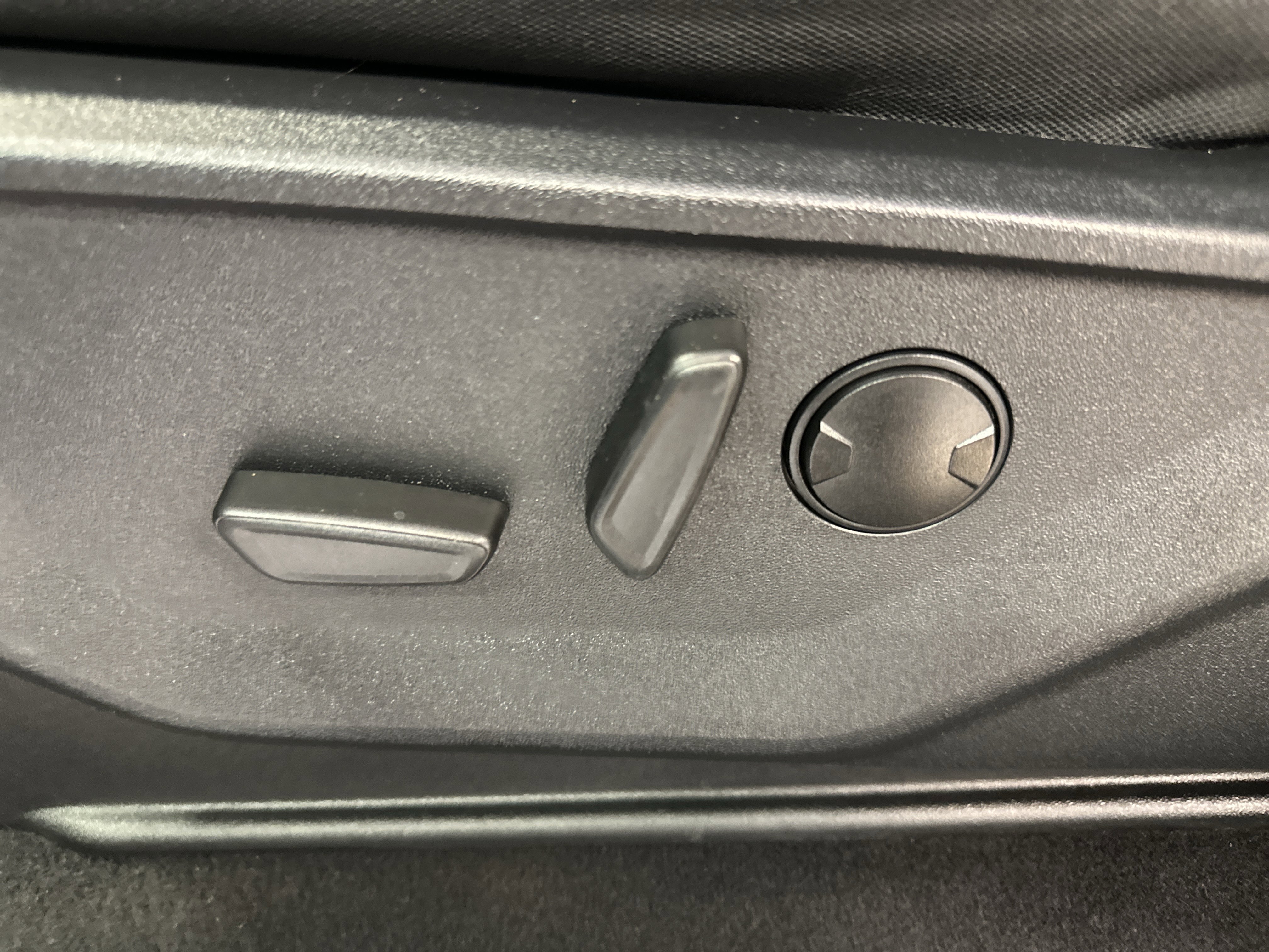 Certified 2023 Ford F150 XLT w/ Equipment Group 302A High image 25