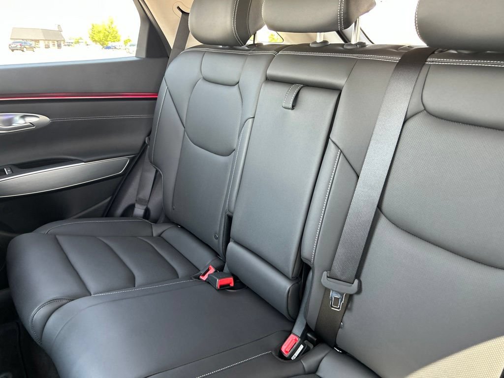 New 2027 Genesis GV70 2.5T Select AWD/4WD image 21