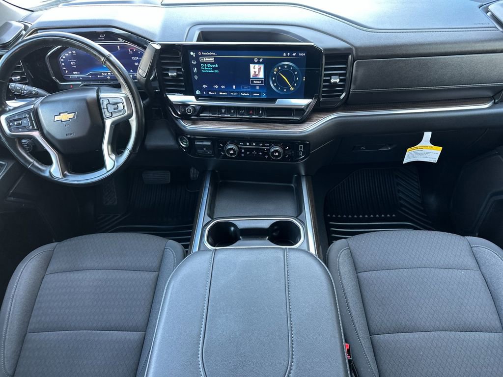 Used 2024 Chevrolet Silverado 3500 LT w/ Convenience Package image 12