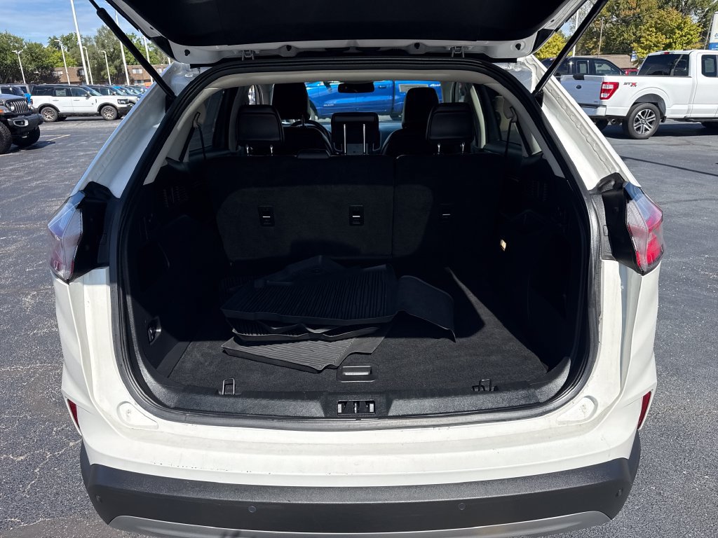 Used 2024 Ford Edge SEL AWD/4WD image 12
