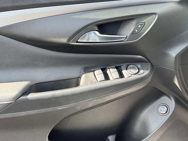 Used 2025 Buick Envista Preferred w/ Convenience I Package image 17