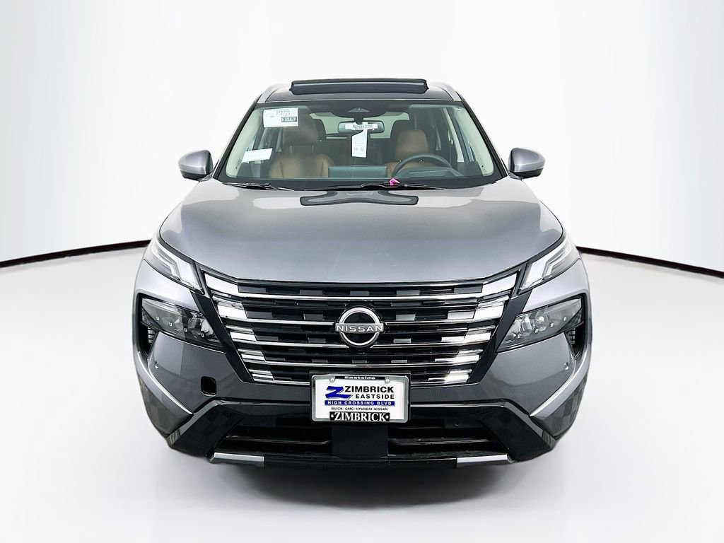 New 2026 Nissan Rogue Platinum AWD/4WD image 2