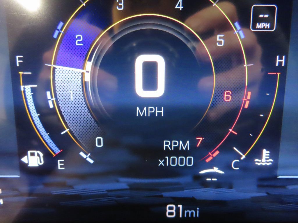 Used 2025 Chevrolet Suburban Premier image 13