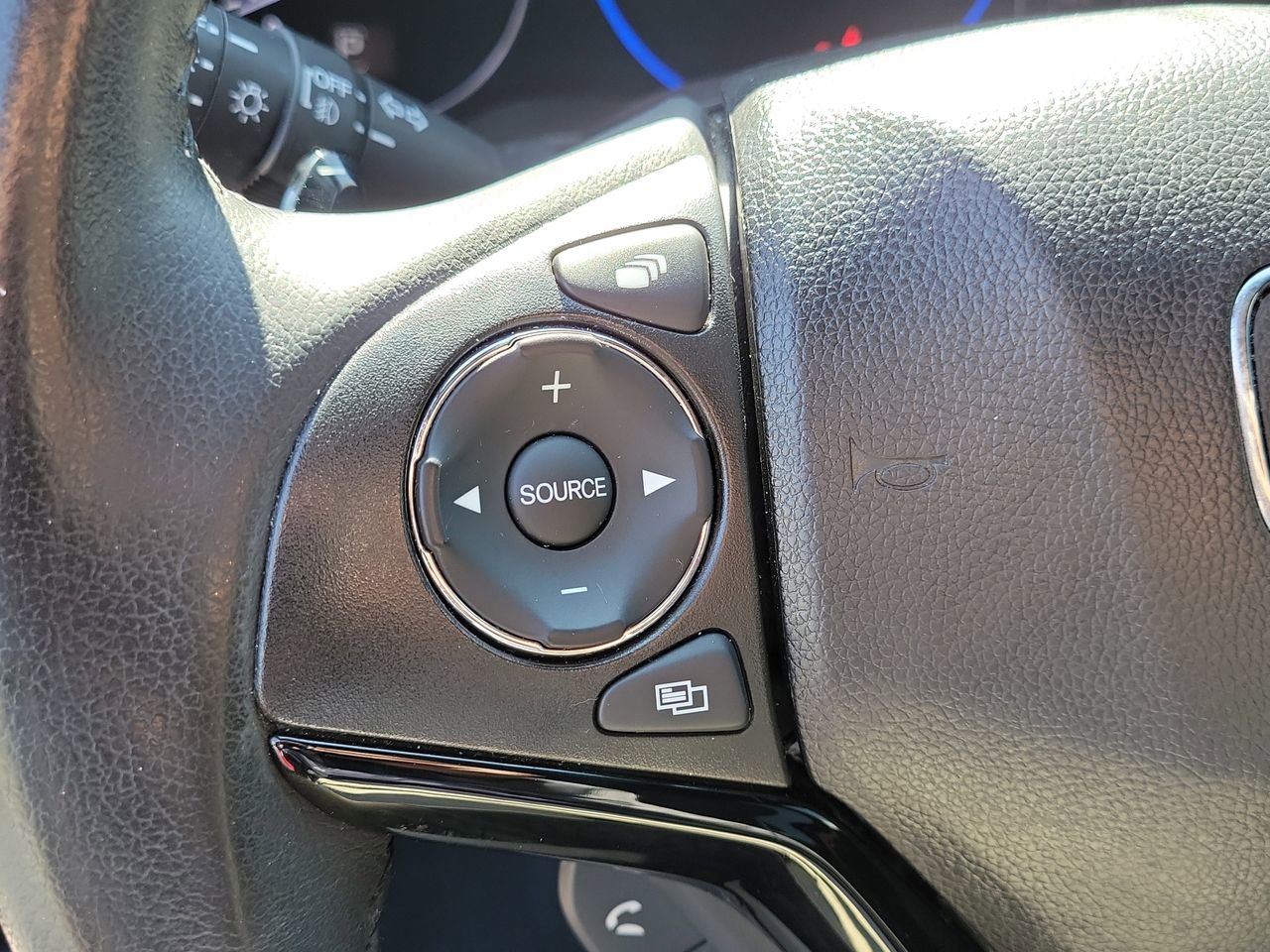 Used 2019 Honda HR-V Sport image 29