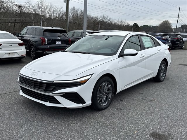 New 2026 Hyundai Elantra Blue image 3