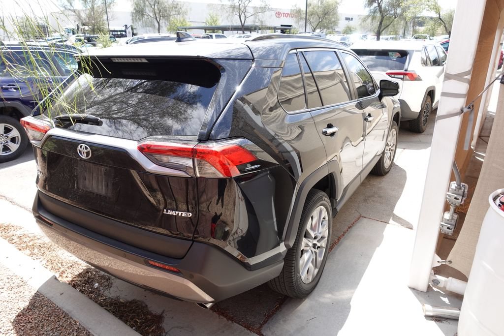 Used 2023 Toyota RAV4 Limited FWD image 3