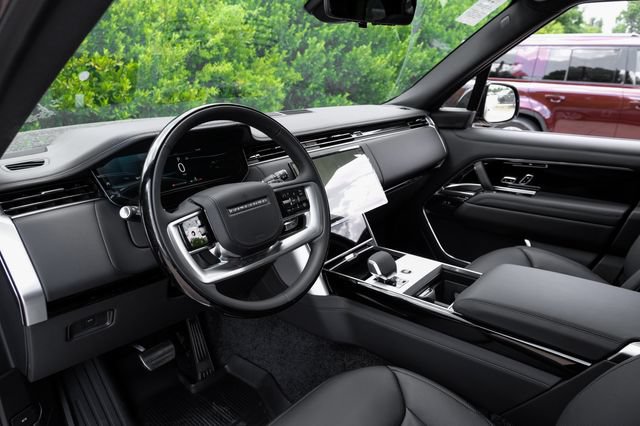 New 2026 Land Rover Range Rover SE AWD/4WD image 3