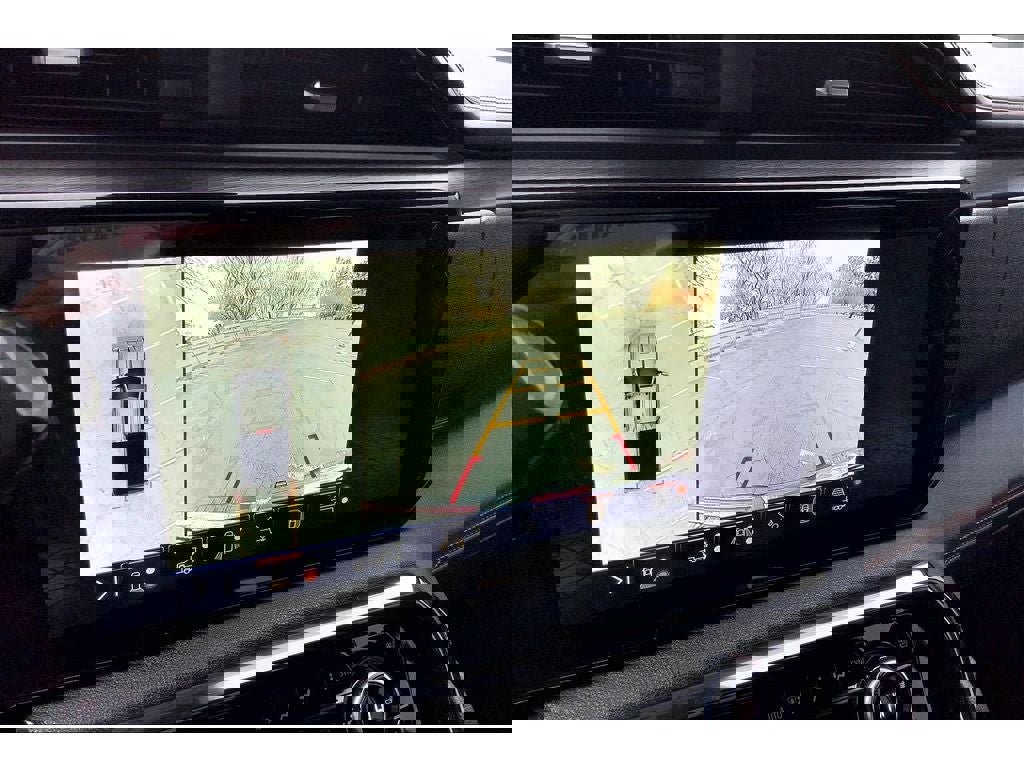 Used 2024 GMC Sierra 2500 AT4 w/ Technology Package image 23