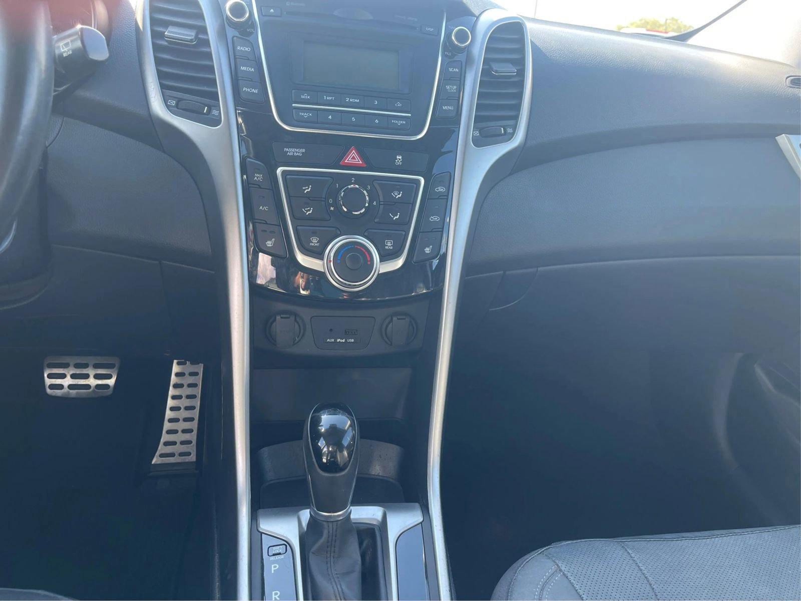 Used 2013 Hyundai Elantra GT w/ Style Pkg image 19