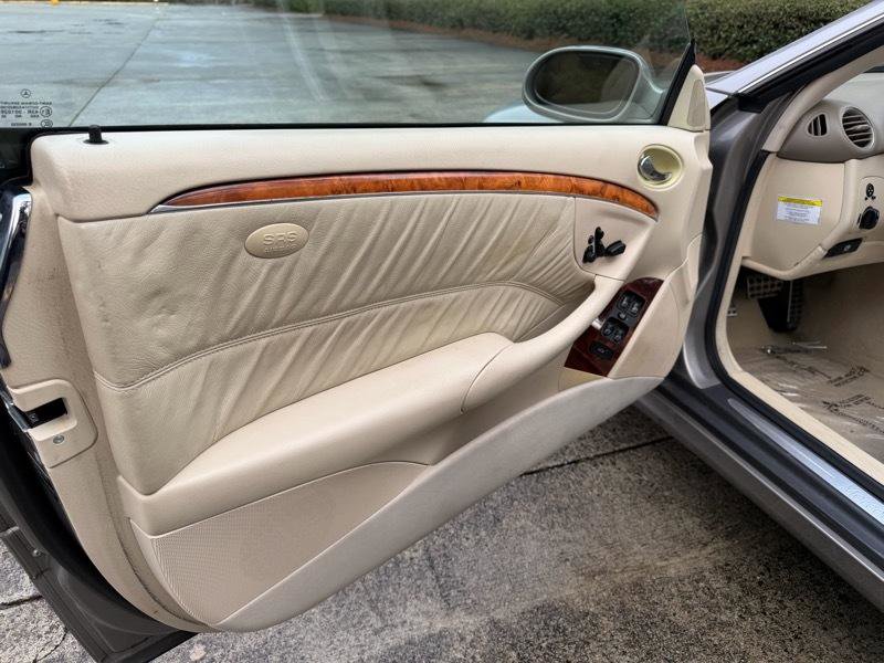 Used 2005 Mercedes-Benz CLK 320 Coupe image 16