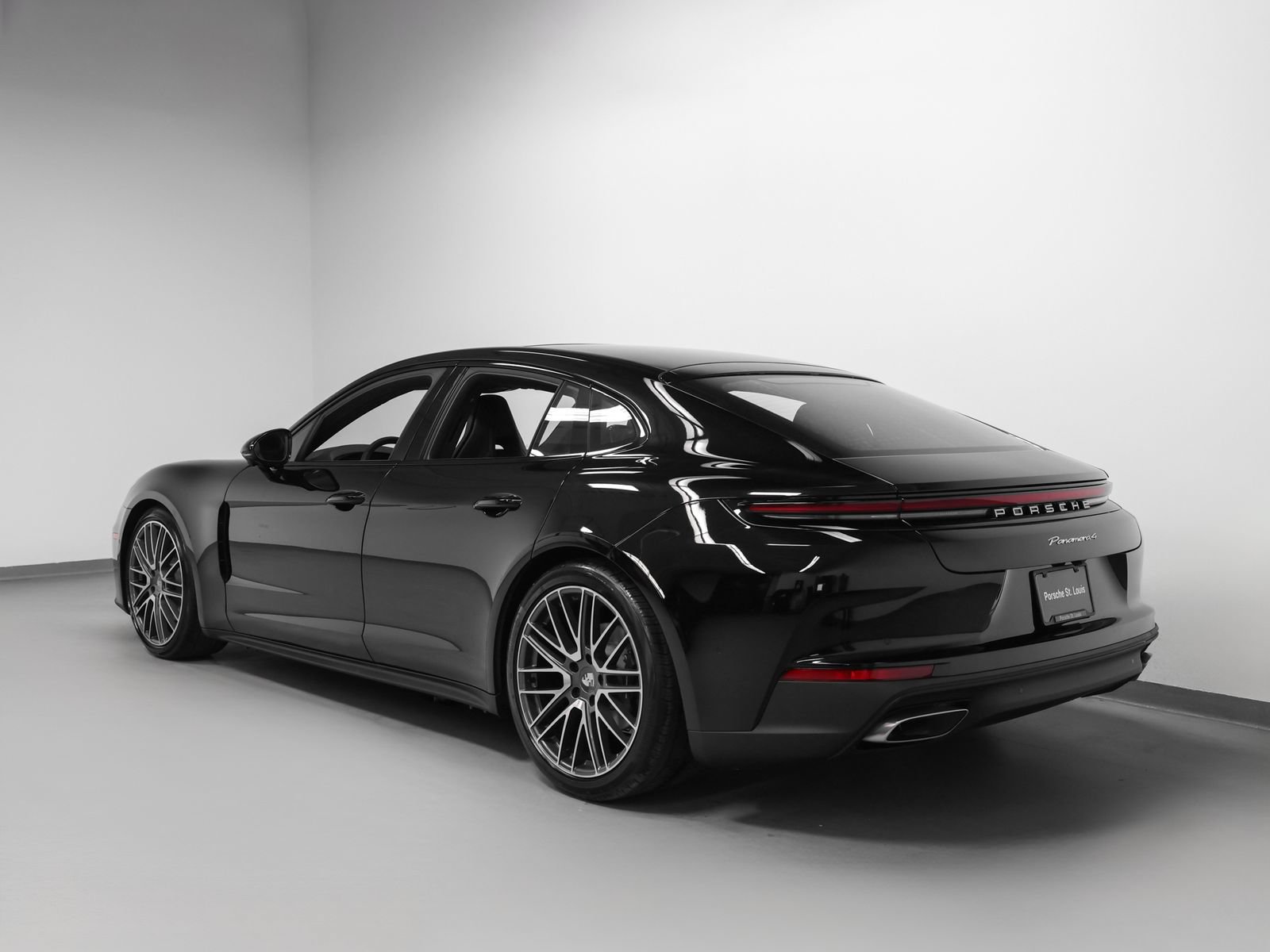 New 2026 Porsche Panamera 4 AWD/4WD image 3