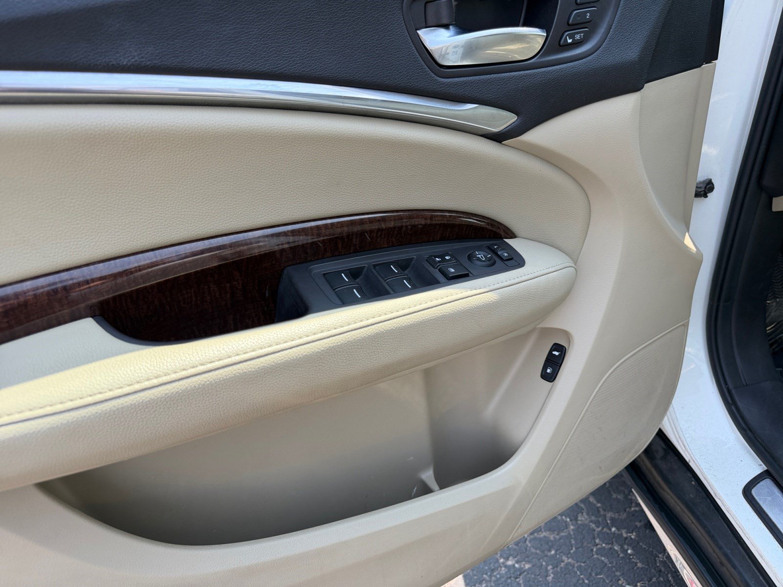 Used 2017 Acura MDX SH-AWD image 13