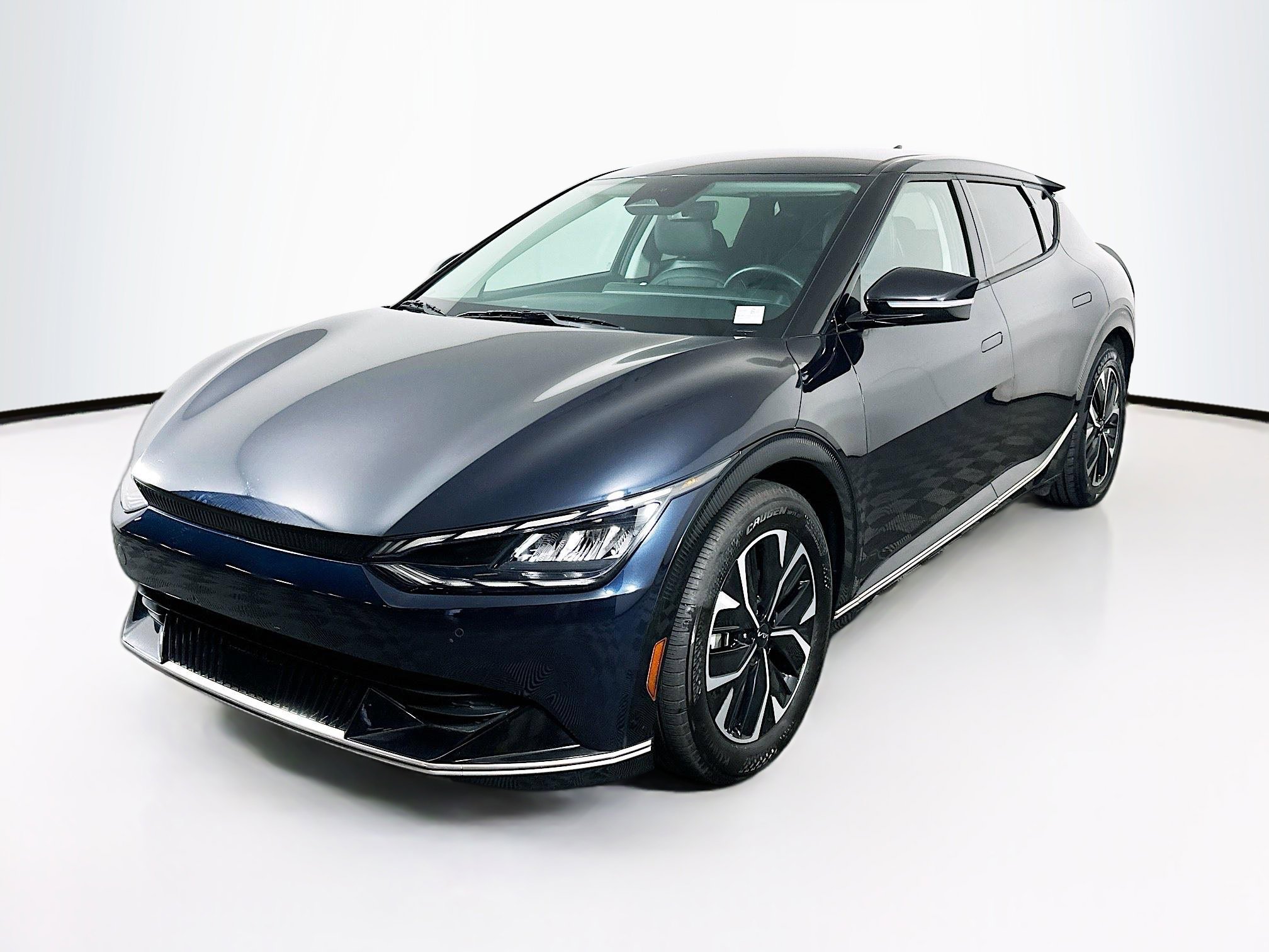 Used 2022 Kia EV6 Wind AWD/4WD image 3