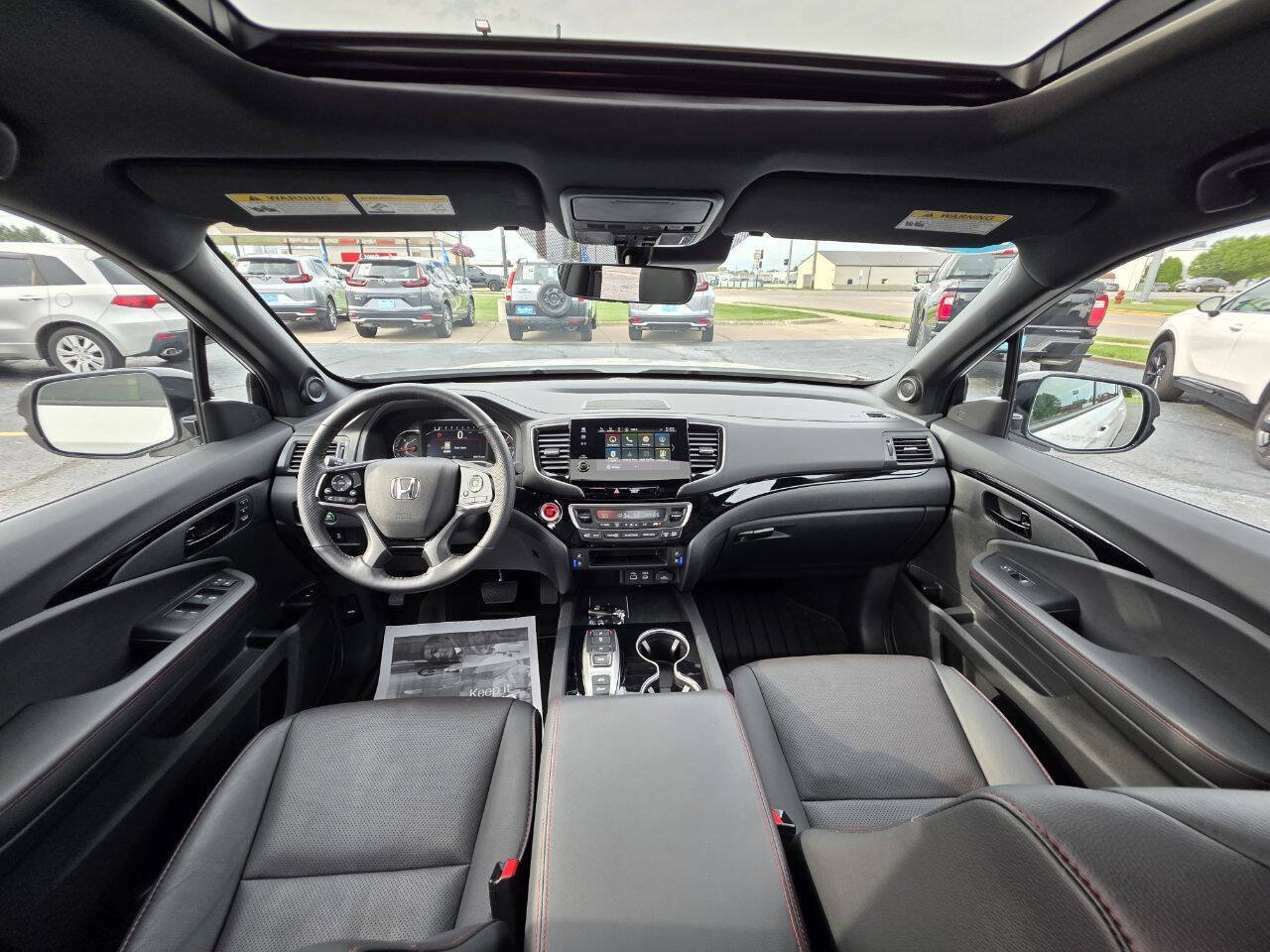 Used 2025 Honda Passport Black Edition image 10